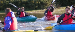  Diversión y juegos acuáticos 